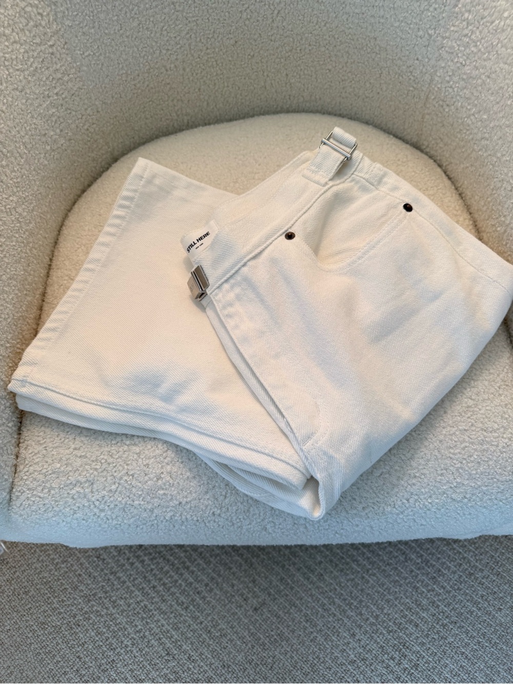 White Straight-Leg Jeans with Signature Buckle Detail
